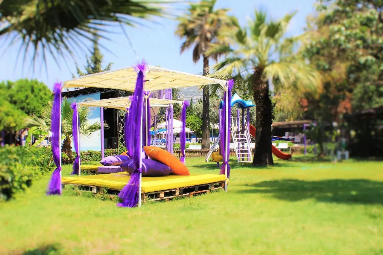 Hotel Pigale Beach Resort Kusadası