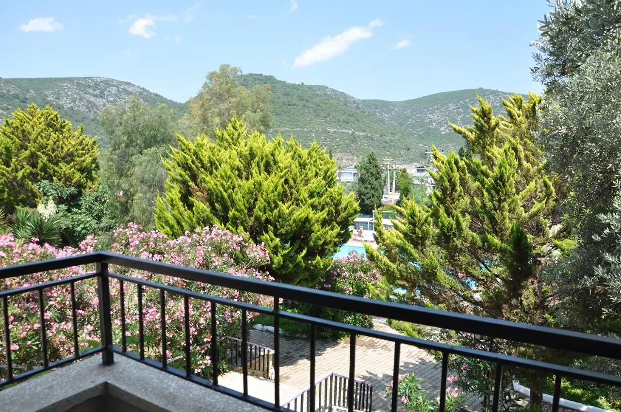 Pigale Beach Resort Kusadasi Hotel